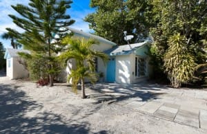Captiva Rentals, Estate For Sale, Cottage View, 16177 Captiva Drive, Captiva Island, Courtesy Of Royal Shell Real Estate.