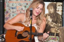 Captiva Rentals, 4-12-15, Captiva Island Hopper SongWriter Fest, IHSF_Captiva-16 The Beaches of Fort Myers & Sanibel, Via Creative Commons.