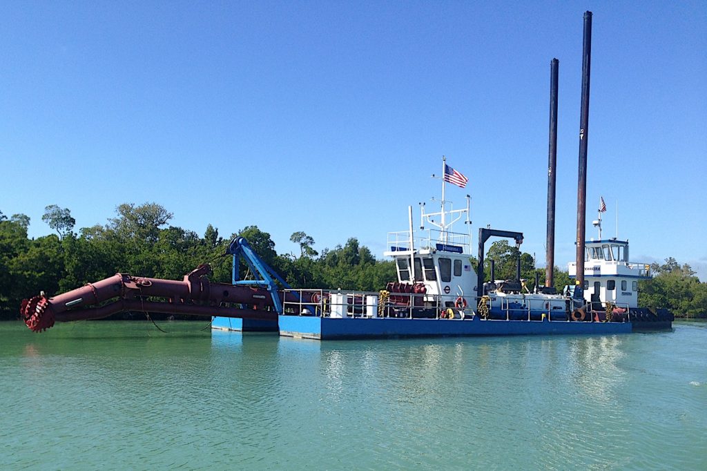Blind Pass, Sanibel, Dredging, 3-15-17. Photo Credit: Joey Burnsed.